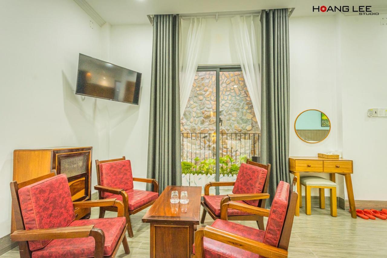 Viva Hotel Phu Yen Phuong Sau Esterno foto